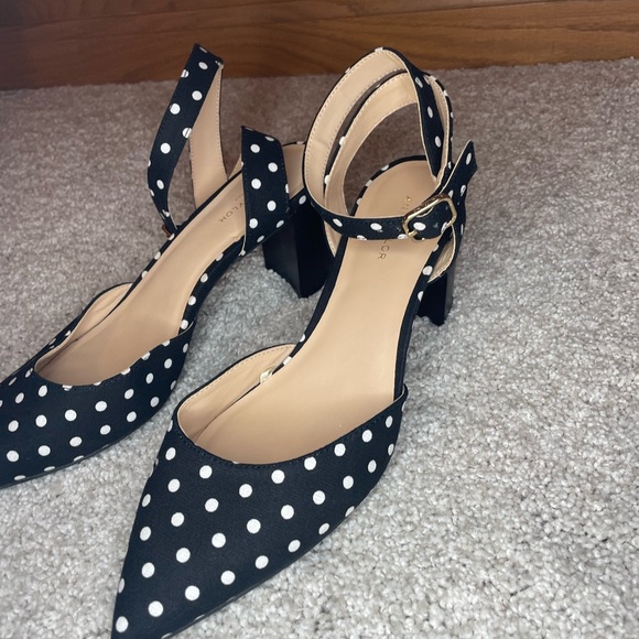 Ann Taylor Shoes - NWOT Ann Taylor Polka Dot Heels